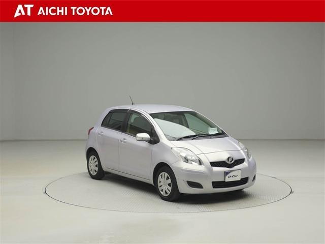 ヴィッツ Ｆ　マニュアルエアコン　キーレス　ナビ＆ＴＶ　パワステ　パワーウインド　ＤＶＤ　ミュージックプレイヤー接続可　運転席エアバッグ　ＡＢＳ　ワンオーナー　Ｗエアバック　ワンセグＴＶ（8枚目）