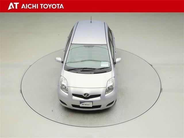 ヴィッツ Ｆ　マニュアルエアコン　キーレス　ナビ＆ＴＶ　パワステ　パワーウインド　ＤＶＤ　ミュージックプレイヤー接続可　運転席エアバッグ　ＡＢＳ　ワンオーナー　Ｗエアバック　ワンセグＴＶ（17枚目）