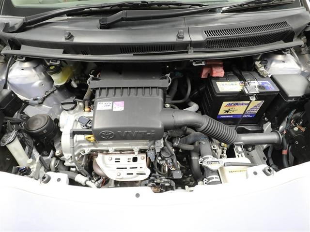 ヴィッツ Ｆ　マニュアルエアコン　キーレス　ナビ＆ＴＶ　パワステ　パワーウインド　ＤＶＤ　ミュージックプレイヤー接続可　運転席エアバッグ　ＡＢＳ　ワンオーナー　Ｗエアバック　ワンセグＴＶ（24枚目）