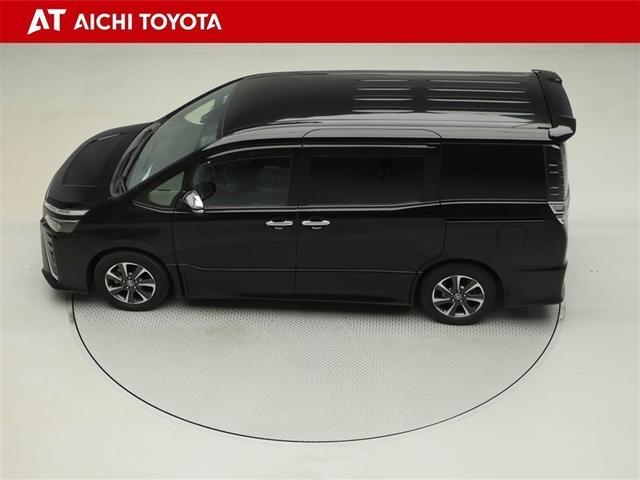 ヴォクシー ＺＳ　煌ＩＩＩ　プリクラッシュ　スマートキ　アイスト　ＤＶＤ再生機能　横滑り防止装置　ナビＴＶ　アルミ　三列シート　ＷＡＣ　盗難防止　オートエアコン　キーレス　ＥＴＣ装備　パワステ　メモリナビ　クルコン　ＡＢＳ（11枚目）