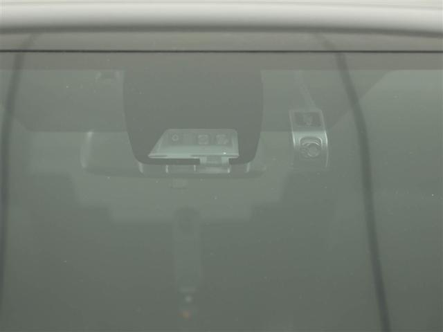 ヴォクシー ＺＳ　煌ＩＩＩ　プリクラッシュ　スマートキ　アイスト　ＤＶＤ再生機能　横滑り防止装置　ナビＴＶ　アルミ　三列シート　ＷＡＣ　盗難防止　オートエアコン　キーレス　ＥＴＣ装備　パワステ　メモリナビ　クルコン　ＡＢＳ（29枚目）