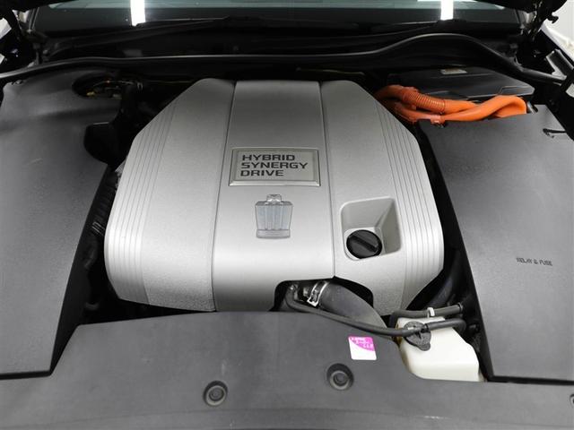 クラウンハイブリッド Ｌパッケージ　アルミホイール　盗難防止システム　ＡＢＳ　ＤＶＤ再生　ＨＤＤナビ　オートクルーズコントロール　フルセグＴＶ　エアコン　ＥＴＣ　ナビＴＶ　キーレス　スマートキー・プッシュスタート　バックモニター（25枚目）