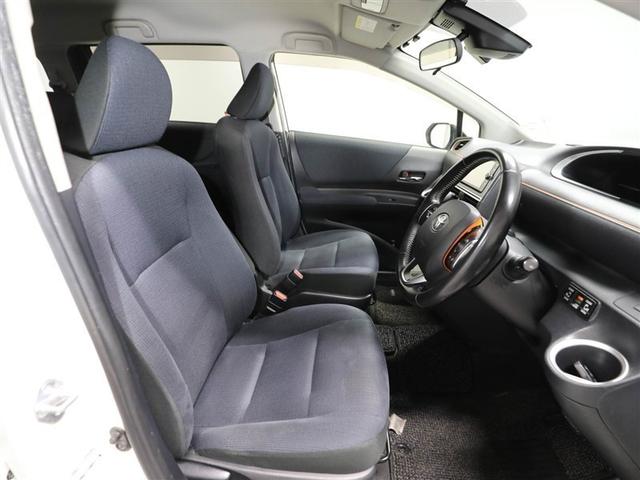 シエンタ Ｇ　ナビ・ＴＶ　スマートキープッシュスタート　アイドリングＳ　１オ－ナ－　リアカメラ　ＡＷ　地デジフルセグ　フルオートエアコン　パワーウィンド　ＥＴＣ　運転席エアバック　パワステ　キーフリーシステム　３列（19枚目）