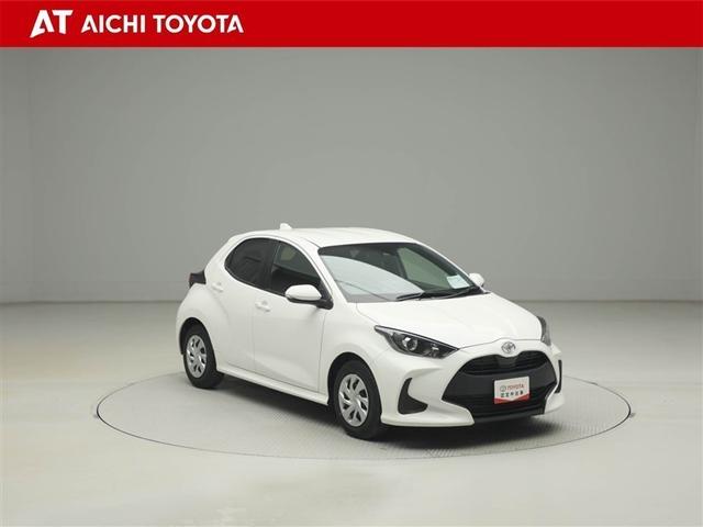 ヤリス Ｘ　ＰＣＳ　スマートキーシステム　元レンタカー　横滑り防止装置付き　ワイヤレスキー　バックガイドモニター　盗難防止　サイドエアバック　エアコン　Ｗエアバッグ　パワーウインドウ　ＥＴＣ付き　パワステ　ナビ（8枚目）