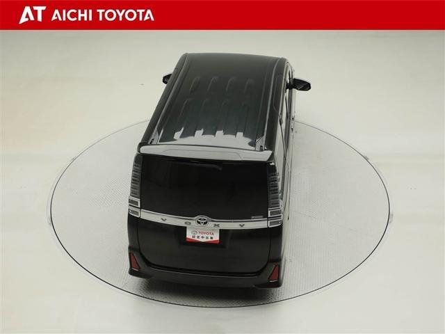 ヴォクシー ＺＳ　煌ＩＩ　スマートキー・プッシュスタート　バックガイドモニター　セキュリティアラーム　両側パワスラドア　１オーナー　ＥＴＣ車載器　地デジテレビ　ＶＳＣ　ＬＥＤライト　助手席エアバック　キーレスエントリー　ＡＣ（13枚目）