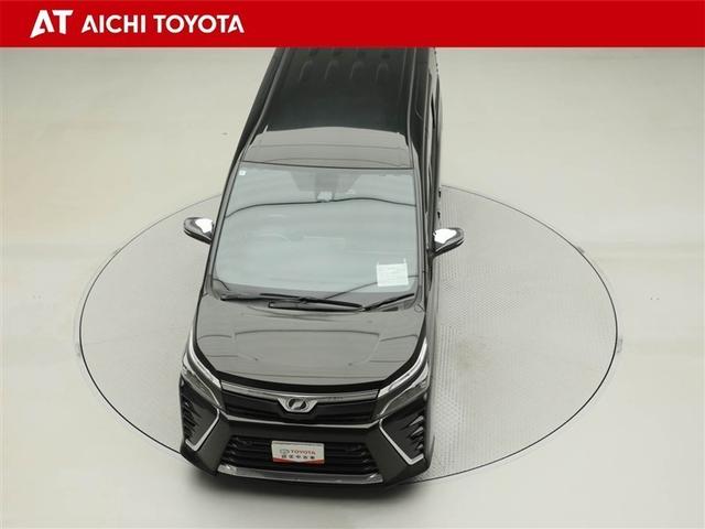 ヴォクシー ＺＳ　煌ＩＩ　スマートキー・プッシュスタート　バックガイドモニター　セキュリティアラーム　両側パワスラドア　１オーナー　ＥＴＣ車載器　地デジテレビ　ＶＳＣ　ＬＥＤライト　助手席エアバック　キーレスエントリー　ＡＣ（17枚目）