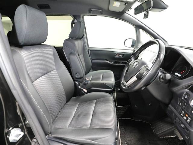 ヴォクシー ＺＳ　煌ＩＩ　スマートキー・プッシュスタート　バックガイドモニター　セキュリティアラーム　両側パワスラドア　１オーナー　ＥＴＣ車載器　地デジテレビ　ＶＳＣ　ＬＥＤライト　助手席エアバック　キーレスエントリー　ＡＣ（19枚目）