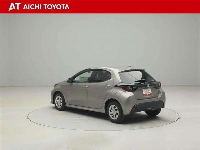 ヤリス Ｇ　Ｂカメラ　エアコン　スマートキー＆プッシュスタート　ドライブレコーダー　イモビ　横滑り防止システム　クルーズＣ　ＡＢＳ　パワーウィンドウ　１オーナー　パワーステアリング　Ｗエアバック　サイドエアバッグ（4枚目）