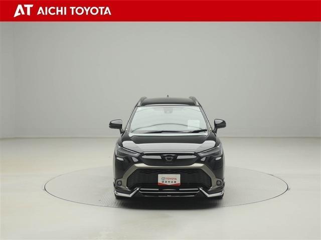 カローラクロス Ｚ　ムーンルーフ　エアロ　横滑り防止機能　１オ－ナ－　盗難防止装置　メモリナビ　ドラレコ付　バックガイドモニター　クルーズコントロール　地デジ　エアバッグ　キーフリーシステム　パワ－シ－ト　ＡＡＣ　ＡＷ（9枚目）