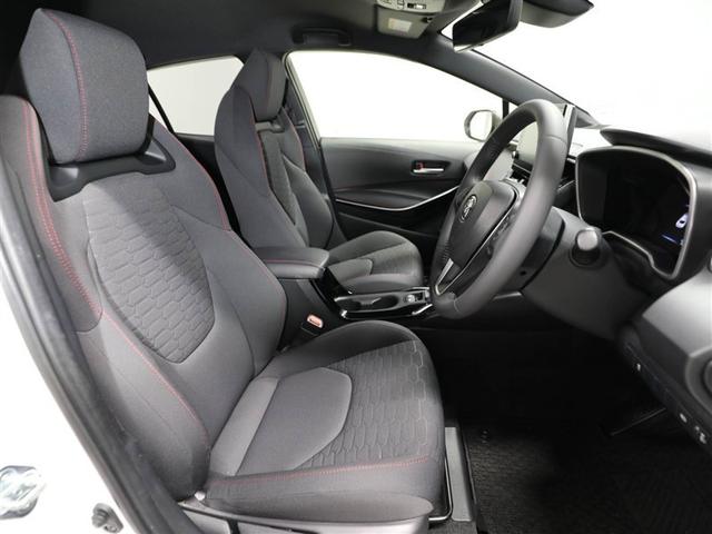 カローラスポーツ ハイブリッドＧ　Ｚ　衝突被害軽減Ｓ　Ｂモニ　地デジＴＶ　盗難防止装置　ＬＥＤライト　ナビ＆ＴＶ　オートクルーズコントロール　メモリ－ナビ　アルミホイール　スマートキ－　ＡＢＳ　パワーウィンドウ　オ－トエアコン　エアバッグ（19枚目）