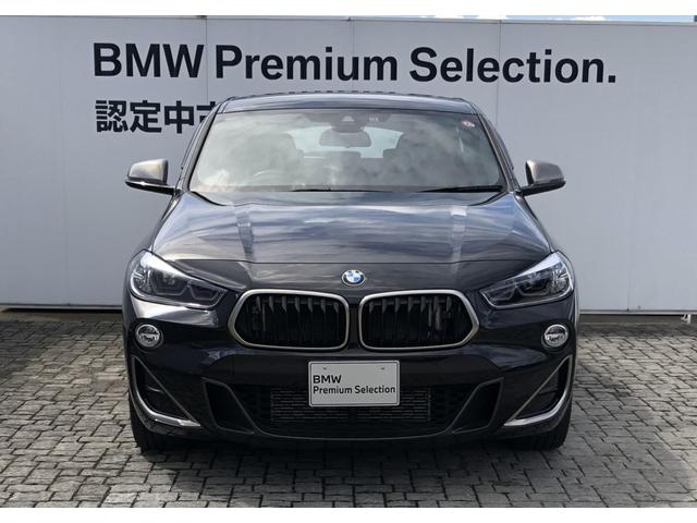 Ｍ３５ｉ　純正ナビ　バックカメラ　前後ＰＤＣ　アクティブクルーズコントロール　ヘッドアップディスプレイ　Ｆシートヒータ　電動リアゲート　コンフォートアクセス　ミュージックサーバ　Ｂｌｕｅｔｏｏｔｈ　１９ＡＷ(3枚目)