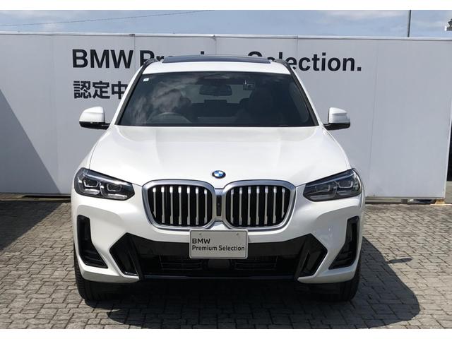 Ｘ３ ｘＤｒｉｖｅ　２０ｄ　ブルーパフォマンスＭスポーツＰ　黒革　ドライビング・アシスト・プロフェッショナル　パノラマＳＲ　全周囲カメラ　ＦＲシートヒーター　ステアリングヒーター　ウッドパネル　ハーマンカードンサウンド　電動リアゲート　フルセグ　２０ＡＷ（3枚目）