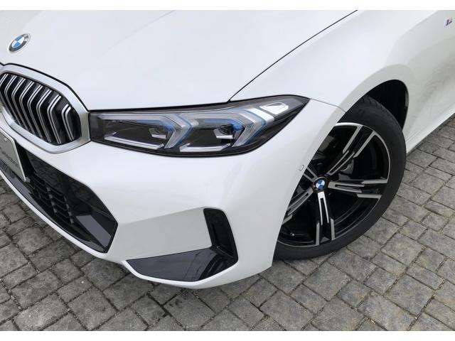 ３シリーズ ３２０ｉ　Ｍスポーツ　カーブドディスプレイ　アップルカープレイ　全周囲カメラ　アクティブクルーズコントロール　ヘッドアップディスプレイ　Ｆシートヒータ　アダプティブＬＥＤヘッドライト　電動リアゲート　１８ＡＷ（57枚目）
