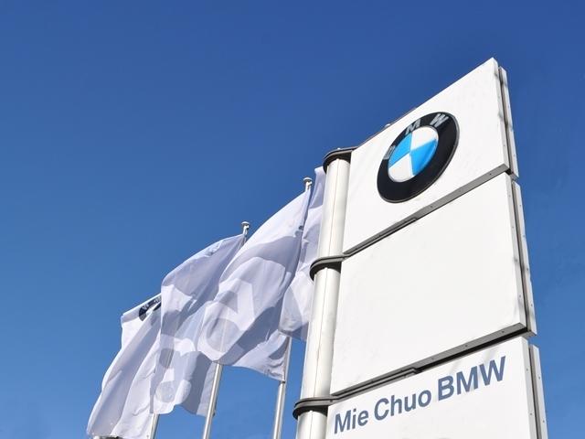 ３シリーズ ３２０ｉ　Ｍスポーツ　カーブドディスプレイ　アップルカープレイ　全周囲カメラ　アクティブクルーズコントロール　ヘッドアップディスプレイ　Ｆシートヒータ　アダプティブＬＥＤヘッドライト　電動リアゲート　１８ＡＷ（71枚目）