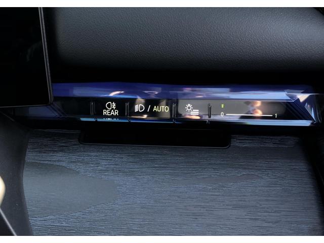 5シリーズ 523d xDriveツーリング Mスポーツ デモカー ヴェカンザ・ブラックシート パノラマサンルーフ 全周囲カメラ アクティブクルーズコントロール ウッドパネル ハーマンカードン 電動Rゲート リアプライバシーガラス FRシートヒータ 20AW(30枚目)