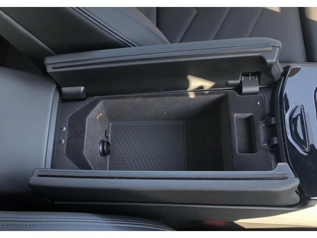 5シリーズ 523d xDriveツーリング Mスポーツ デモカー ヴェカンザ・ブラックシート パノラマサンルーフ 全周囲カメラ アクティブクルーズコントロール ウッドパネル ハーマンカードン 電動Rゲート リアプライバシーガラス FRシートヒータ 20AW(40枚目)