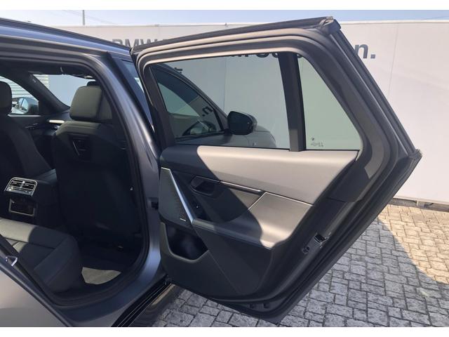 5シリーズ 523d xDriveツーリング Mスポーツ デモカー ヴェカンザ・ブラックシート パノラマサンルーフ 全周囲カメラ アクティブクルーズコントロール ウッドパネル ハーマンカードン 電動Rゲート リアプライバシーガラス FRシートヒータ 20AW(46枚目)