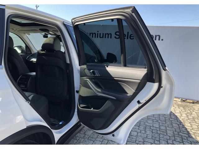 Ｘ５ ｘＤｒｉｖｅ　４５ｅ　黒革　パノラマサンルーフ　全周囲カメラ　ソフトクローズドア　アクティブクルーズコントロール　ハーマンカードン　Ｆシートヒータ　リアサイド・ローラーウインド　２－ＡＸＬＥエアサス　フルセグ　２０ＡＷ（43枚目）