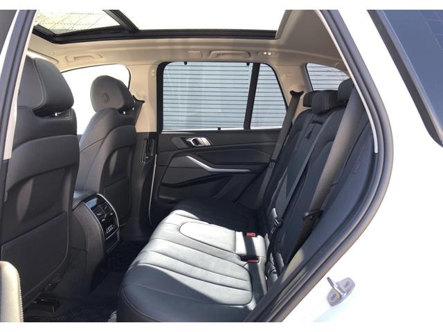 Ｘ５ ｘＤｒｉｖｅ　４５ｅ　黒革　パノラマサンルーフ　全周囲カメラ　ソフトクローズドア　アクティブクルーズコントロール　ハーマンカードン　Ｆシートヒータ　リアサイド・ローラーウインド　２－ＡＸＬＥエアサス　フルセグ　２０ＡＷ（52枚目）