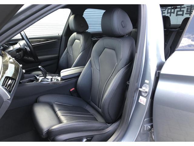 ５シリーズ ５２３ｄ　ｘＤｒｉｖｅ　Ｍスポーツ　黒革　バックカメラ　前後ＰＤＣ　アクティブクルーズコントロール　ウッドパネル　Ｆシートヒータ　電動リアゲート　ＢＭＷ・Ｍ５０周年記念エンブレム　アダプティブＬＥＤヘッドライト　１９ＡＷ（11枚目）