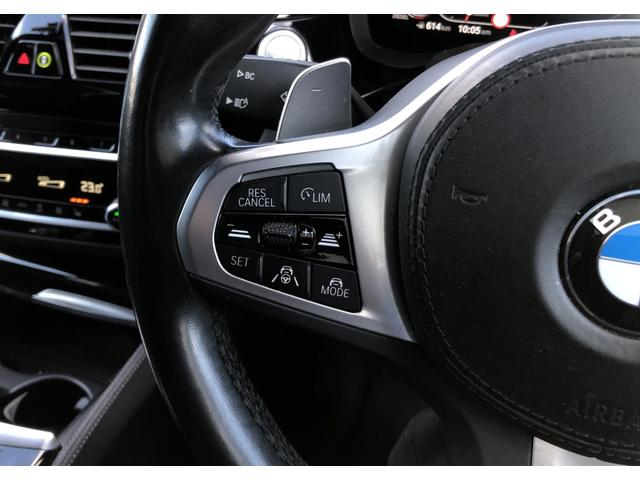 ５シリーズ ５２３ｄ　ｘＤｒｉｖｅ　Ｍスポーツ　黒革　バックカメラ　前後ＰＤＣ　アクティブクルーズコントロール　ウッドパネル　Ｆシートヒータ　電動リアゲート　ＢＭＷ・Ｍ５０周年記念エンブレム　アダプティブＬＥＤヘッドライト　１９ＡＷ（26枚目）