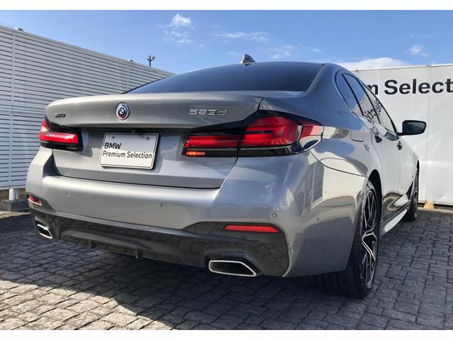 ５シリーズ ５２３ｄ　ｘＤｒｉｖｅ　Ｍスポーツ　黒革　バックカメラ　前後ＰＤＣ　アクティブクルーズコントロール　ウッドパネル　Ｆシートヒータ　電動リアゲート　ＢＭＷ・Ｍ５０周年記念エンブレム　アダプティブＬＥＤヘッドライト　１９ＡＷ（48枚目）