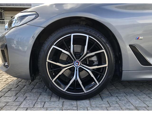 ５シリーズ ５２３ｄ　ｘＤｒｉｖｅ　Ｍスポーツ　黒革　バックカメラ　前後ＰＤＣ　アクティブクルーズコントロール　ウッドパネル　Ｆシートヒータ　電動リアゲート　ＢＭＷ・Ｍ５０周年記念エンブレム　アダプティブＬＥＤヘッドライト　１９ＡＷ（57枚目）