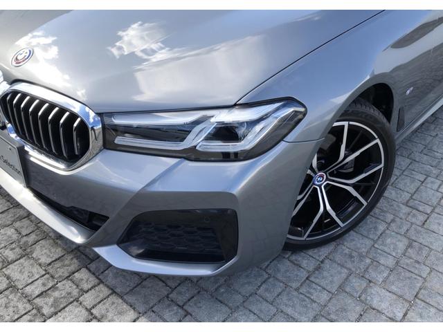 ５シリーズ ５２３ｄ　ｘＤｒｉｖｅ　Ｍスポーツ　黒革　バックカメラ　前後ＰＤＣ　アクティブクルーズコントロール　ウッドパネル　Ｆシートヒータ　電動リアゲート　ＢＭＷ・Ｍ５０周年記念エンブレム　アダプティブＬＥＤヘッドライト　１９ＡＷ（58枚目）