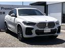 ｘＤｒｉｖｅ　３５ｄ　Ｍスポーツ　黒革　ｉＤ７　ドライビング・アシスト・プロフェッショナル　パノラマサンルーフ　Ｍ５０周年エンブレム付き　純正ナビ　全周囲カメラ　ＦＲシートヒーター　ＢＭＷライブコクピットプロ　ウッドパネル　２０ＡＷ(2枚目)