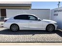 24時間、365日対応のBMWコールセンターがあなたの車をサポートします。当社販売車両は全車両サービス付帯!