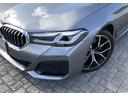 ５２３ｄ　ｘＤｒｉｖｅ　Ｍスポーツ　黒革　バックカメラ　前後ＰＤＣ　アクティブクルーズコントロール　ウッドパネル　Ｆシートヒータ　電動リアゲート　ＢＭＷ・Ｍ５０周年記念エンブレム　アダプティブＬＥＤヘッドライト　１９ＡＷ（58枚目）