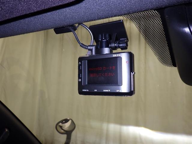 ハイエースバン スーパーＧＬ　ダークプライムＩＩ　衝突被害軽減システム　メモリーナビ　フルセグ　バックカメラ　ＥＴＣ　ドラレコ　ＣＤ　ミュージックプレイヤー接続可　ＤＶＤ再生　オートクルーズコントロール　ＬＥＤヘッドランプ　スマートキー　キーレス（29枚目）