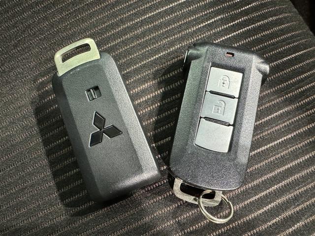 ｅＫスペースカスタム カスタムＴ　ｅ－アシスト　衝突被害軽減システム　メモリーナビ　ワンセグ　バックカメラ　ＥＴＣ　ＣＤ　ＨＩＤヘッドライト　両側電動スライド　スマートキー　キーレス（20枚目）