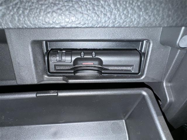 セレナ ハイウェイスター S-ハイブリッド Vセレクション メモリーナビ フルセグ バックカメラ ETC CD ミュージックプレイヤー接続可 DVD再生 後席モニター オートクルーズコントロール HIDヘッドライト 両側電動スライド 乗車定員8人 3列シート(14枚目)