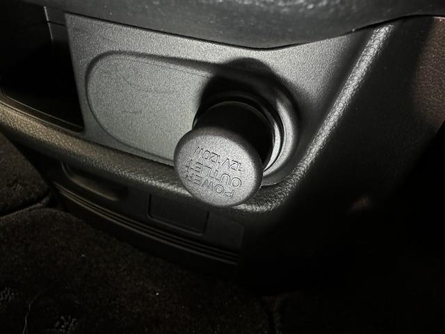 セレナ ハイウェイスター S-ハイブリッド Vセレクション メモリーナビ フルセグ バックカメラ ETC CD ミュージックプレイヤー接続可 DVD再生 後席モニター オートクルーズコントロール HIDヘッドライト 両側電動スライド 乗車定員8人 3列シート(17枚目)