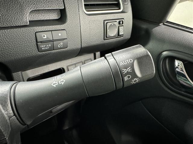 セレナ ハイウェイスター S-ハイブリッド Vセレクション メモリーナビ フルセグ バックカメラ ETC CD ミュージックプレイヤー接続可 DVD再生 後席モニター オートクルーズコントロール HIDヘッドライト 両側電動スライド 乗車定員8人 3列シート(19枚目)