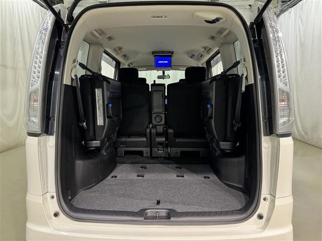 セレナ ハイウェイスター S-ハイブリッド Vセレクション メモリーナビ フルセグ バックカメラ ETC CD ミュージックプレイヤー接続可 DVD再生 後席モニター オートクルーズコントロール HIDヘッドライト 両側電動スライド 乗車定員8人 3列シート(27枚目)