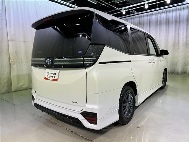 ヴォクシー HV S-G サイドリフト 衝突被害軽減システム フルセグ バックカメラ ETC ドラレコ CD ミュージックプレイヤー接続可 DVD再生 オートクルーズコントロール LEDヘッドランプ 両側電動スライド 乗車定員7人 キーレス(6枚目)