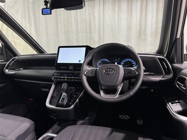 ヴォクシー HV S-G サイドリフト 衝突被害軽減システム フルセグ バックカメラ ETC ドラレコ CD ミュージックプレイヤー接続可 DVD再生 オートクルーズコントロール LEDヘッドランプ 両側電動スライド 乗車定員7人 キーレス(14枚目)