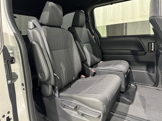 ヴォクシー HV S-G サイドリフト 衝突被害軽減システム フルセグ バックカメラ ETC ドラレコ CD ミュージックプレイヤー接続可 DVD再生 オートクルーズコントロール LEDヘッドランプ 両側電動スライド 乗車定員7人 キーレス(33枚目)