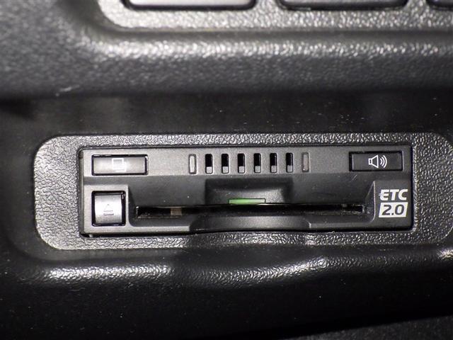 ハイエースバン DX GLパッケージ 衝突被害軽減システム メモリーナビ フルセグ バックカメラ ETC CD ミュージックプレイヤー接続可 DVD再生 LEDヘッドランプ 乗車定員6人 キーレス ディーゼル(15枚目)