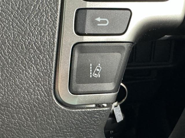 ハイエースバン ＤＸ　衝突被害軽減システム　メモリーナビ　フルセグ　バックカメラ　ＥＴＣ　ドラレコ　ＣＤ　ミュージックプレイヤー接続可　ＤＶＤ再生　ＬＥＤヘッドランプ　乗車定員６人　キーレス　ディーゼル　ワンオーナー（17枚目）