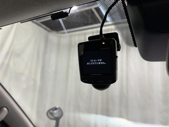 ハイエースバン ＤＸ　衝突被害軽減システム　メモリーナビ　フルセグ　バックカメラ　ＥＴＣ　ドラレコ　ＣＤ　ミュージックプレイヤー接続可　ＤＶＤ再生　ＬＥＤヘッドランプ　乗車定員６人　キーレス　ディーゼル　ワンオーナー（24枚目）