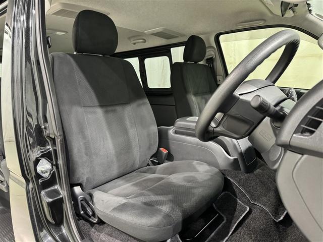 ハイエースバン ロングスーパーGL 衝突被害軽減システム メモリーナビ フルセグ バックカメラ ETC CD DVD再生 LEDヘッドランプ スマートキー キーレス 4WD ディーゼル(31枚目)