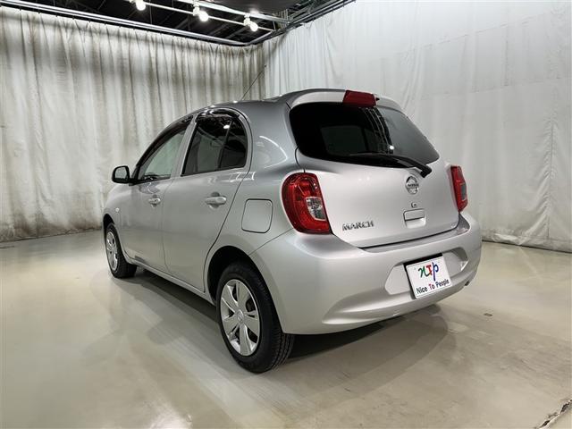 マーチ Ｘ　Ｖセレクション　ＣＤ　スマートキー　キーレス　アイドリングストップ（5枚目）