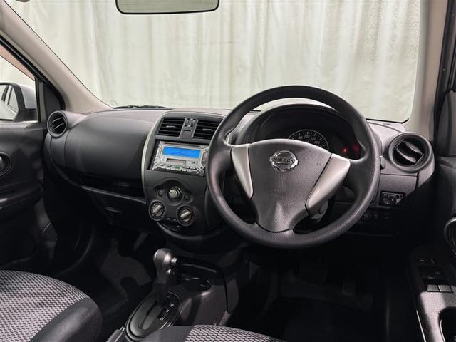 マーチ Ｘ　Ｖセレクション　ＣＤ　スマートキー　キーレス　アイドリングストップ（8枚目）