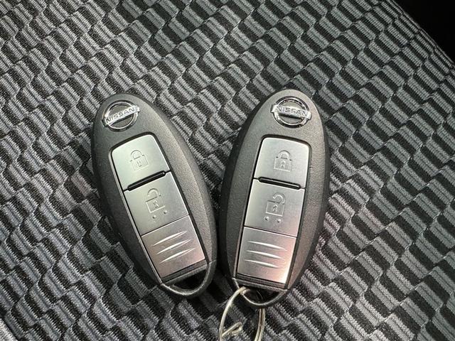 マーチ Ｘ　Ｖセレクション　ＣＤ　スマートキー　キーレス　アイドリングストップ（16枚目）