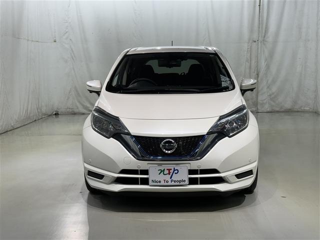 ノート e-パワー X 衝突被害軽減システム メモリーナビ フルセグ バックカメラ ETC ドラレコ CD ミュージックプレイヤー接続可 DVD再生 スマートキー キーレス ハイブリッド(3枚目)