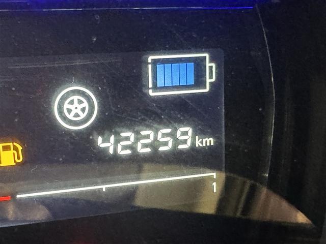 ノート e-パワー X 衝突被害軽減システム メモリーナビ フルセグ バックカメラ ETC ドラレコ CD ミュージックプレイヤー接続可 DVD再生 スマートキー キーレス ハイブリッド(20枚目)