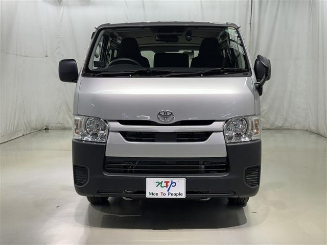 ハイエースバン ＤＸ　衝突被害軽減システム　メモリーナビ　フルセグ　バックカメラ　ＥＴＣ　ドラレコ　ＣＤ　ミュージックプレイヤー接続可　ＤＶＤ再生　ＬＥＤヘッドランプ　乗車定員６人　キーレス　ディーゼル　ワンオーナー（3枚目）